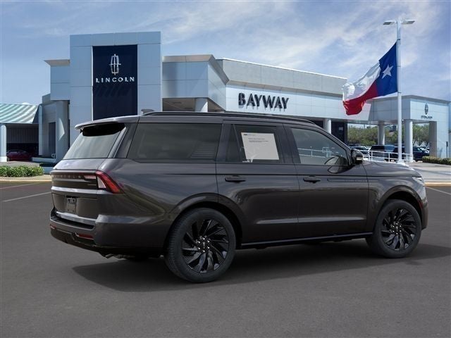 2027 Lincoln Navigator Reserve