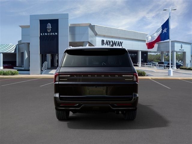 2027 Lincoln Navigator Reserve