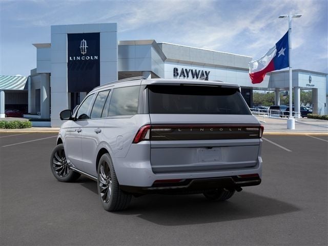 2027 Lincoln Navigator Reserve