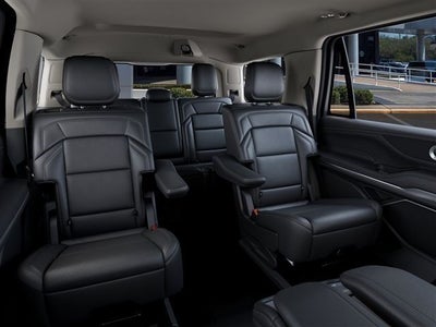 2027 Lincoln Navigator Premiere