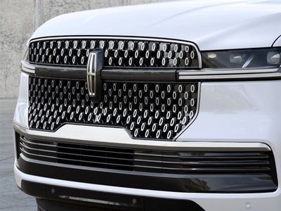 2027 Lincoln Navigator Premiere