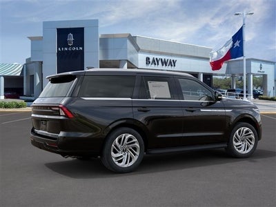 2027 Lincoln Navigator Premiere