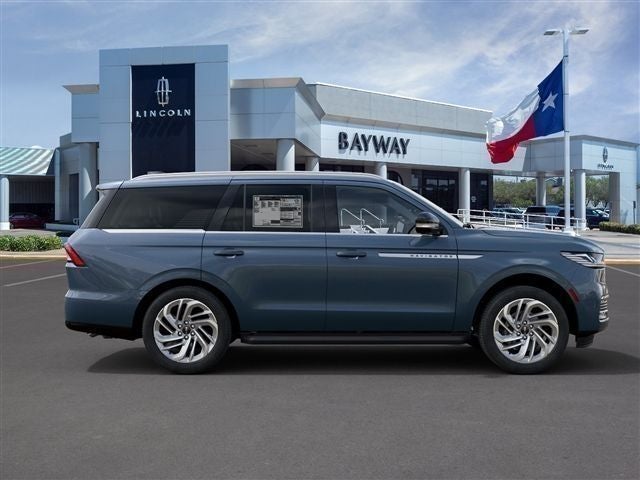 2027 Lincoln Navigator Premiere