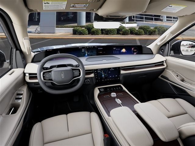 2027 Lincoln Navigator Premiere