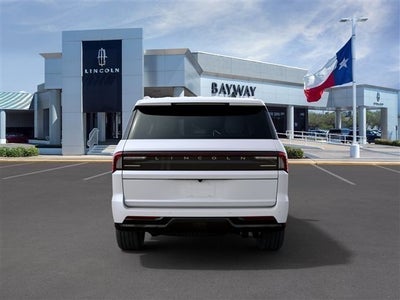 2027 Lincoln Navigator Premiere