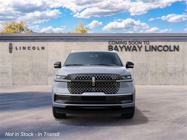2027 Lincoln Navigator L Reserve