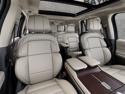 2027 Lincoln Navigator L Reserve