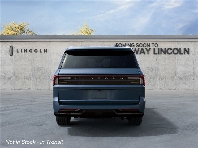 2027 Lincoln Navigator L Reserve