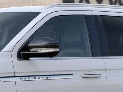 2027 Lincoln Navigator L Reserve