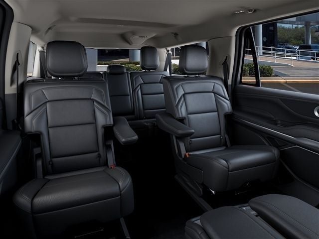 2027 Lincoln Navigator L Premiere