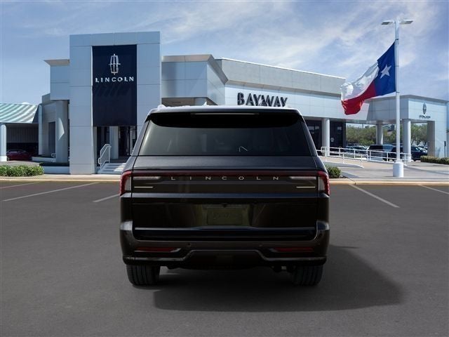 2027 Lincoln Navigator L Premiere