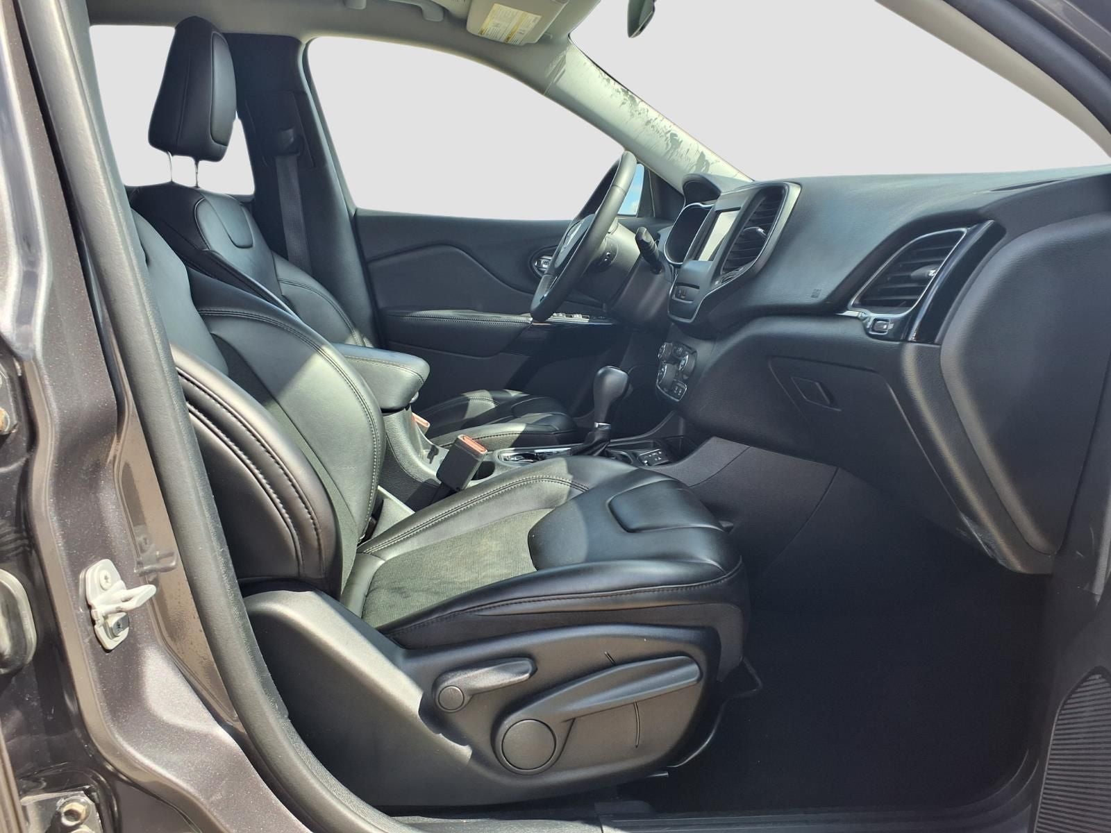 2020 Jeep Cherokee Altitude