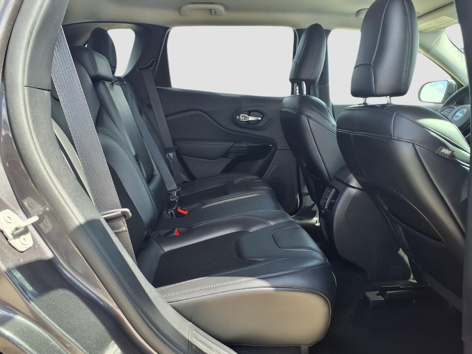 2020 Jeep Cherokee Altitude