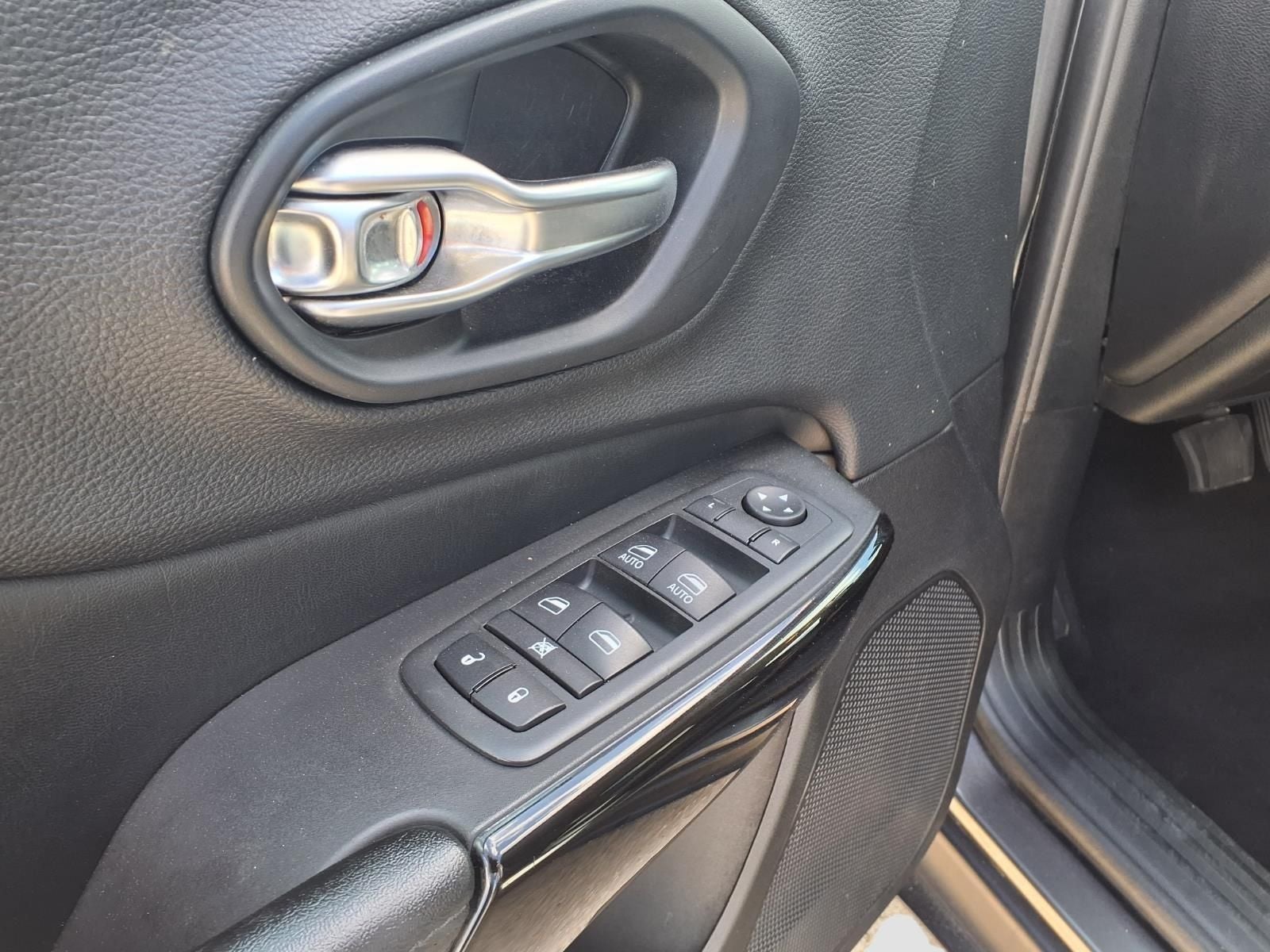 2020 Jeep Cherokee Altitude