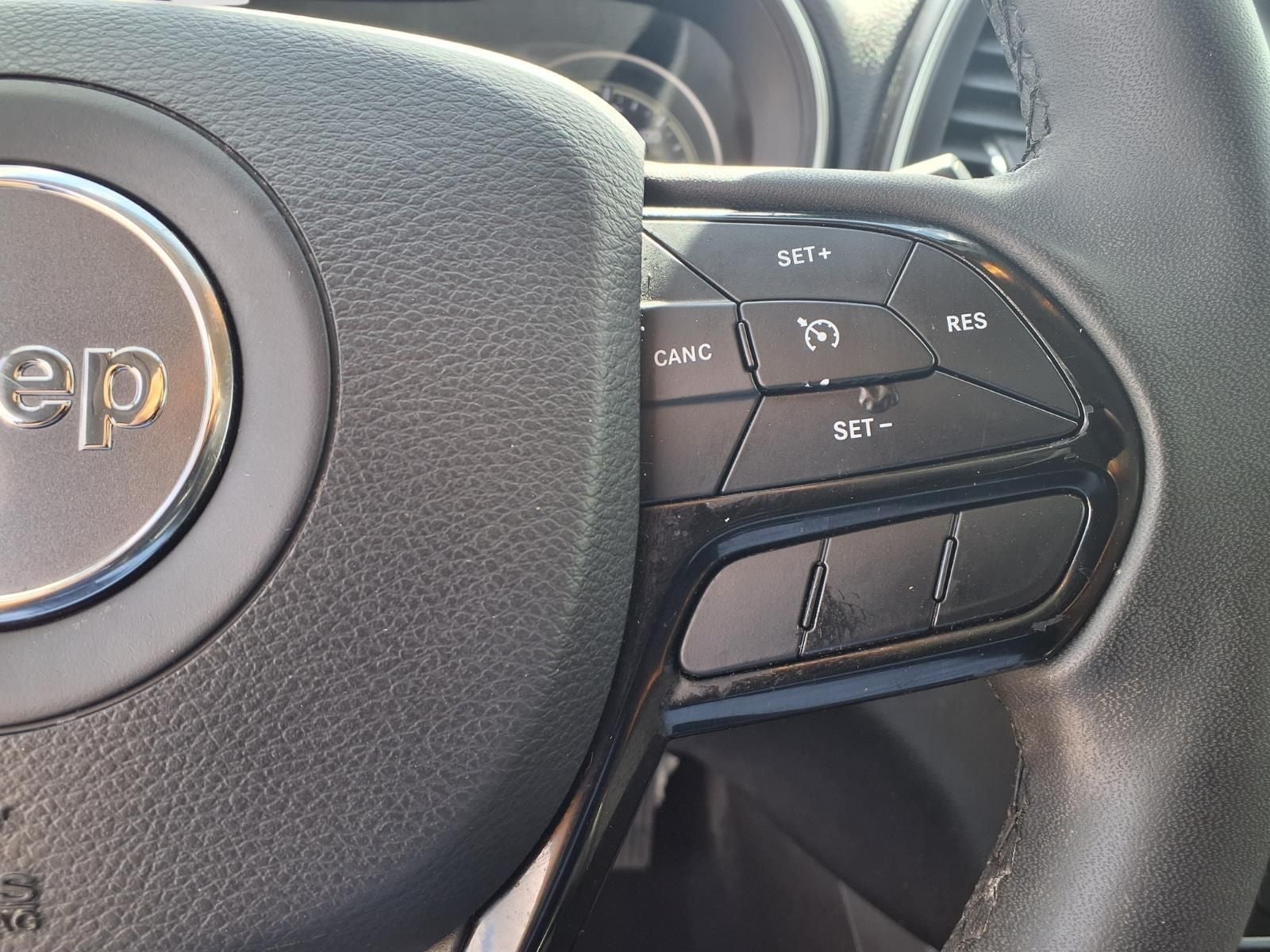 2020 Jeep Cherokee Altitude