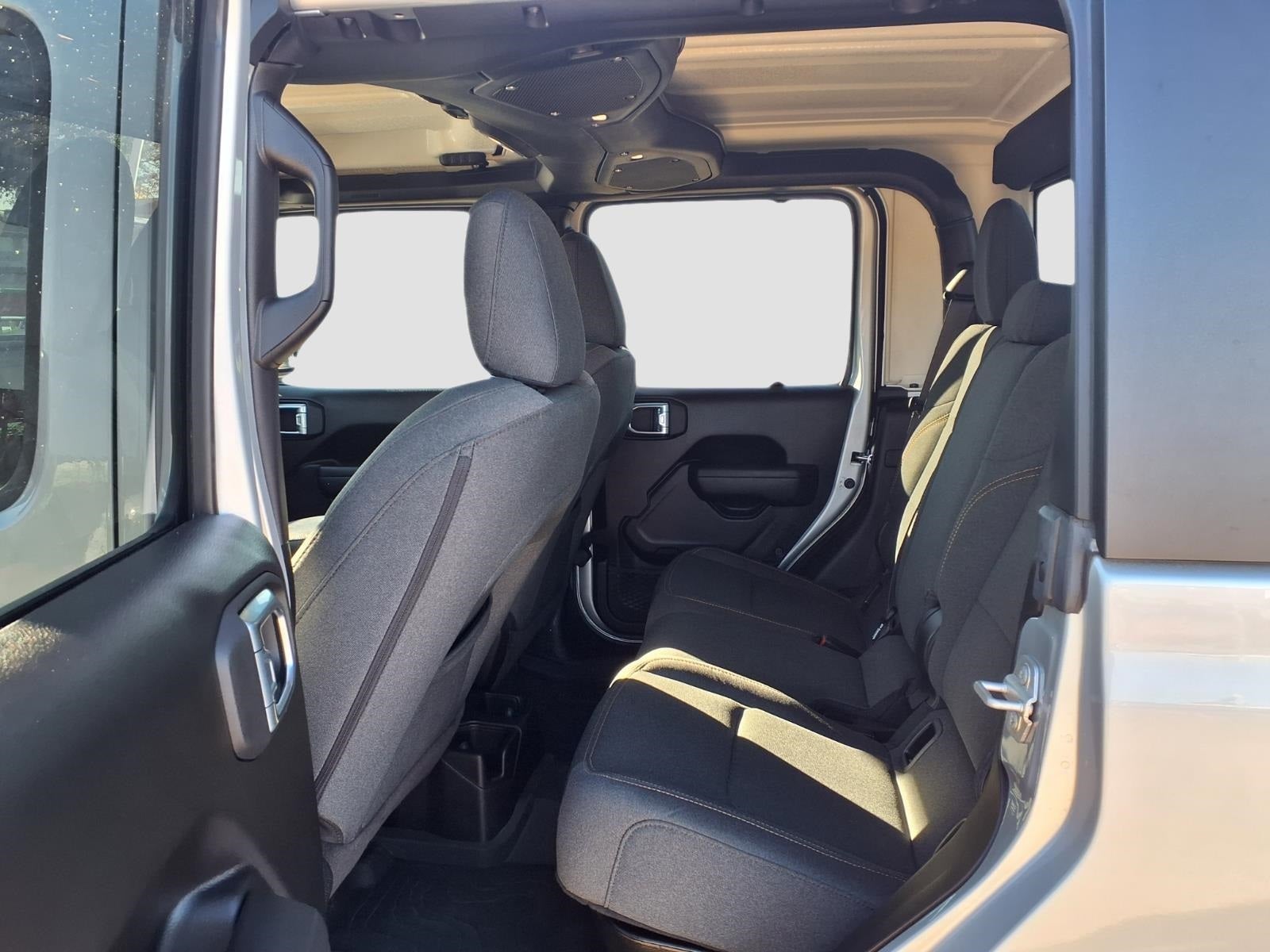 2024 Jeep Gladiator Willys