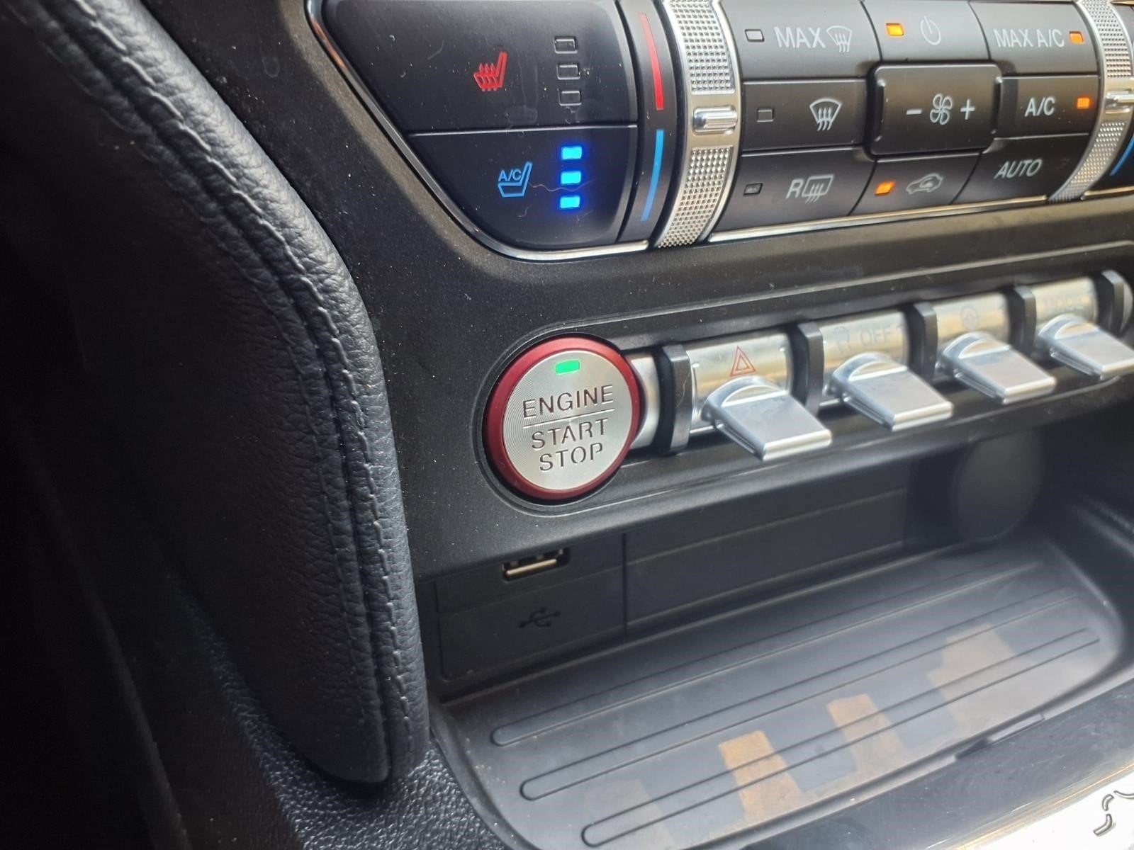 2020 Ford Mustang EcoBoost Premium
