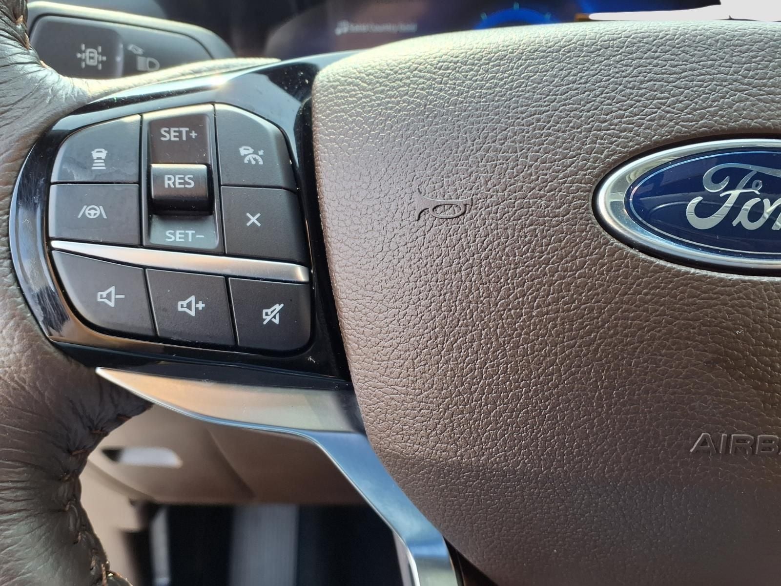 2022 Ford Explorer King Ranch