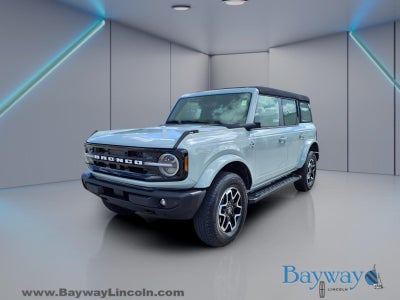 2024 Ford Bronco Outer Banks