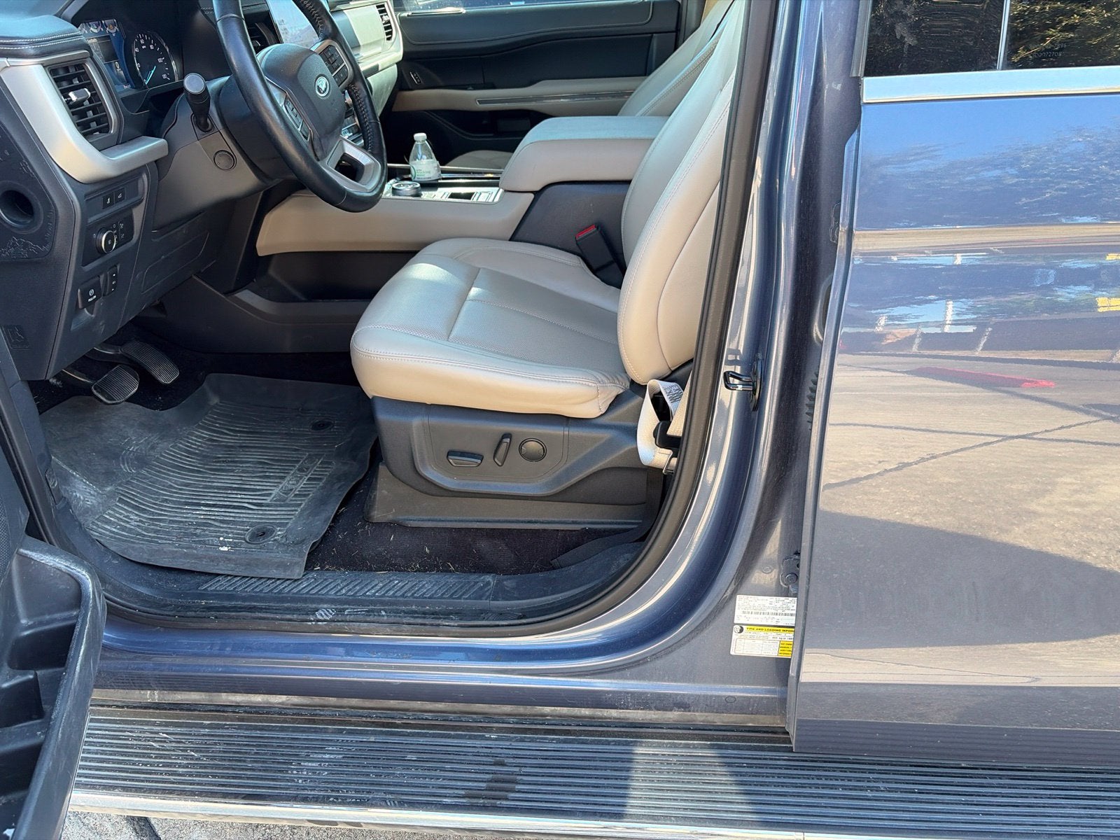 2022 Ford Expedition Max XLT