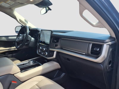 2022 Ford Expedition Max XLT