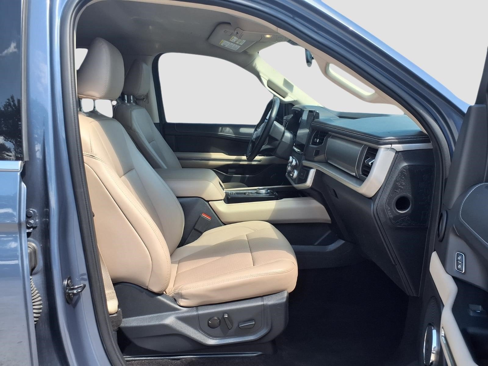 2022 Ford Expedition Max XLT