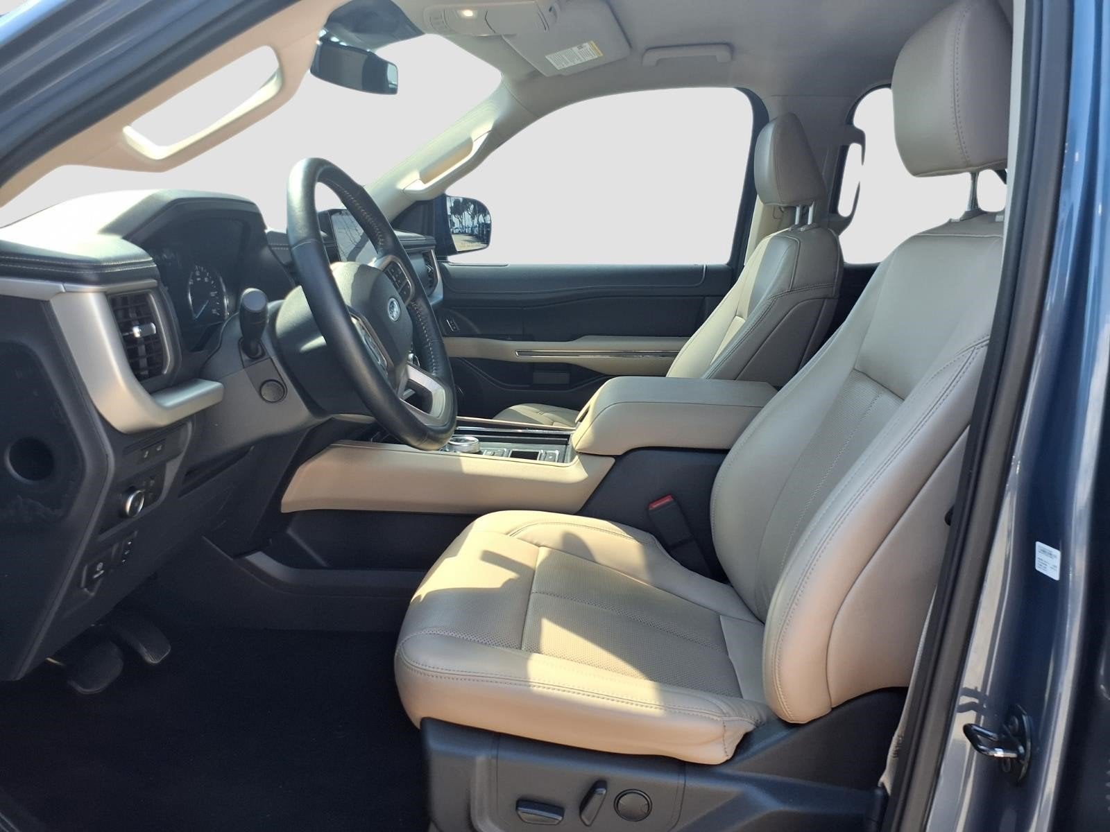 2022 Ford Expedition Max XLT