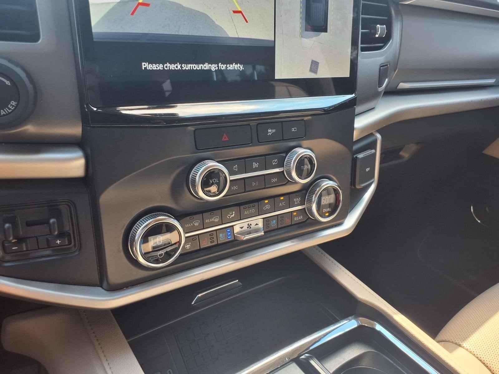2022 Ford Expedition Max XLT