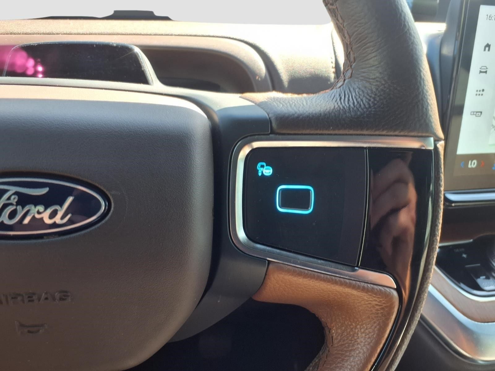 2025 Ford Expedition King Ranch