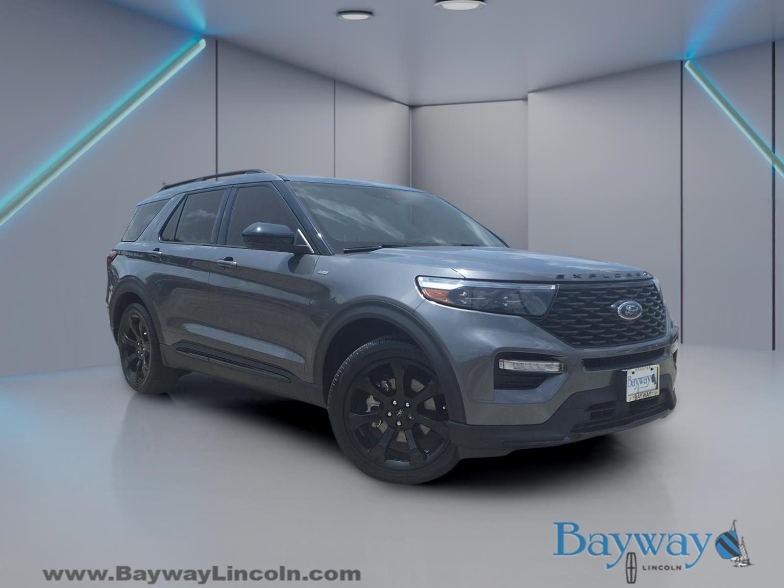2024 Ford Explorer ST-Line