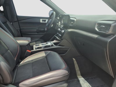 2024 Ford Explorer ST-Line