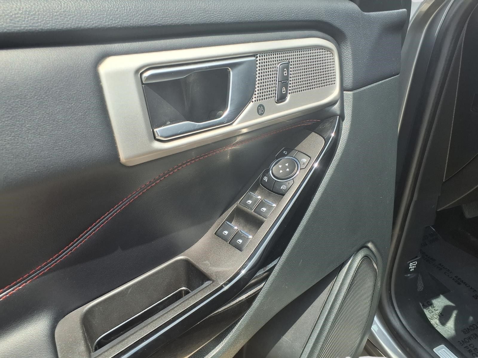 2024 Ford Explorer ST-Line