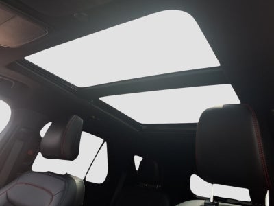 2024 Ford Explorer ST-Line