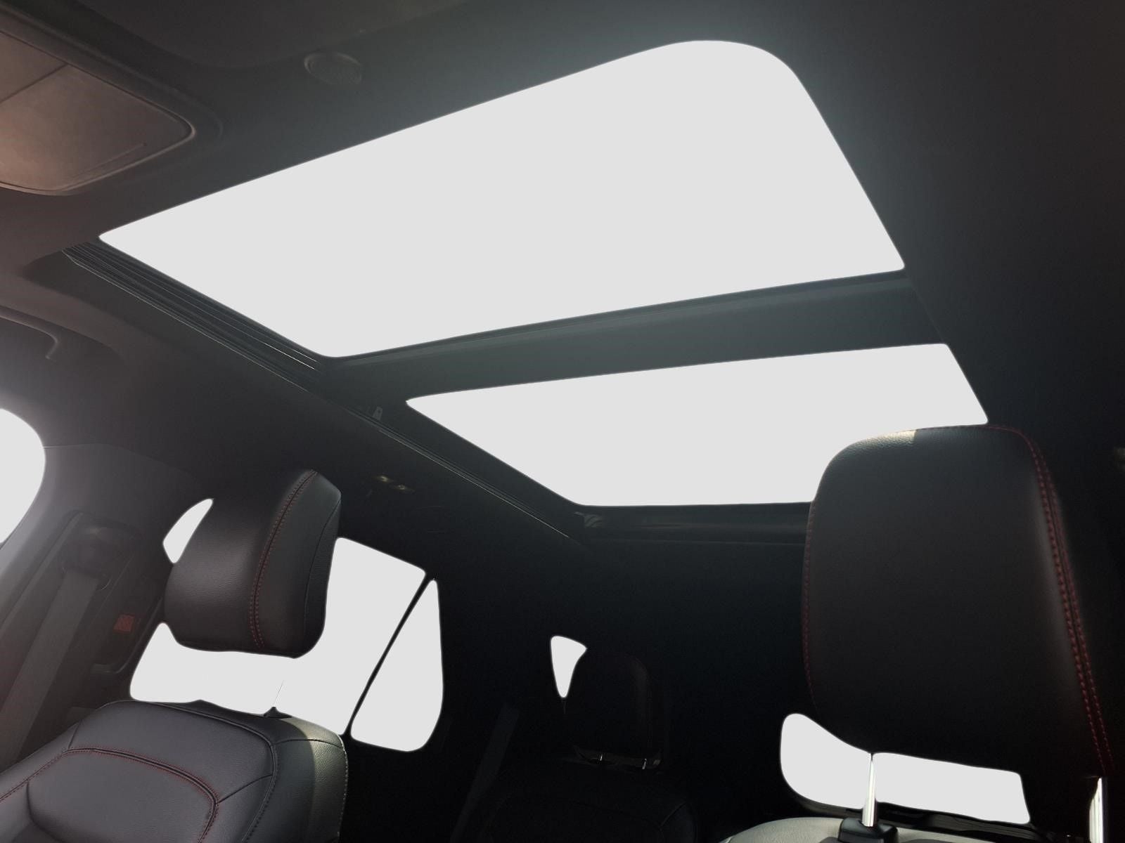 2024 Ford Explorer ST-Line
