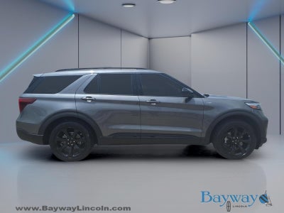 2024 Ford Explorer ST-Line