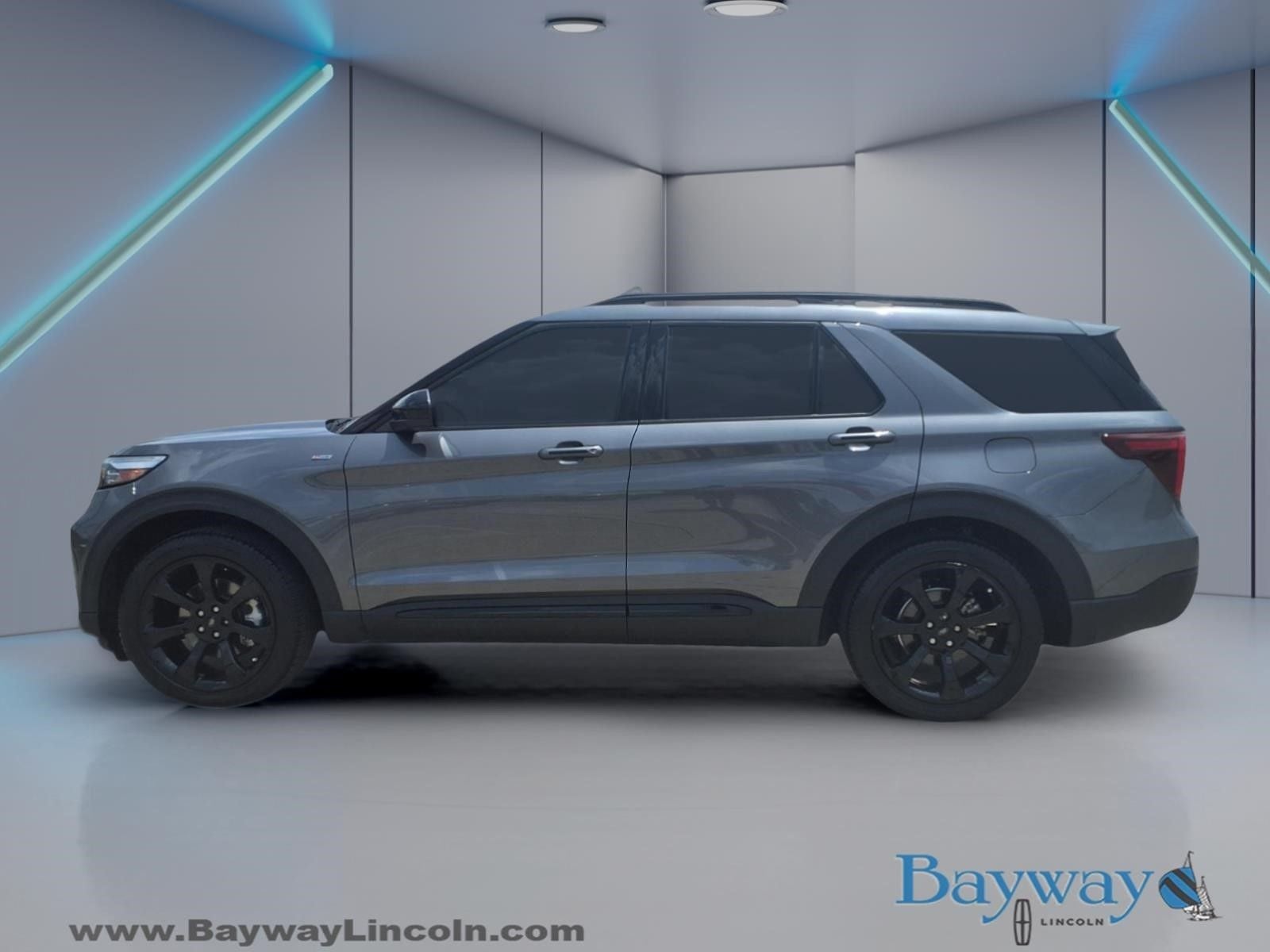 2024 Ford Explorer ST-Line