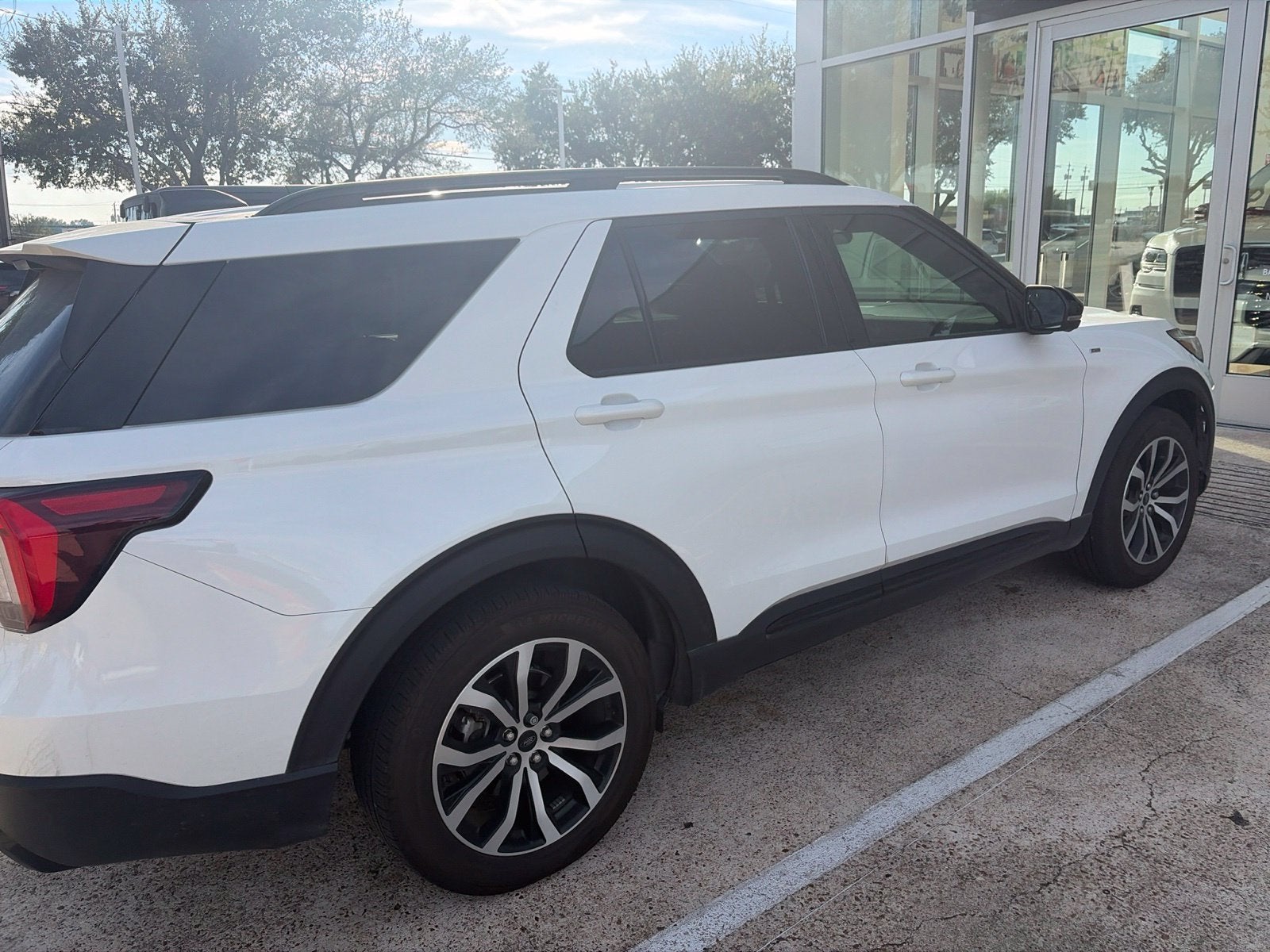 2025 Ford Explorer ST-Line