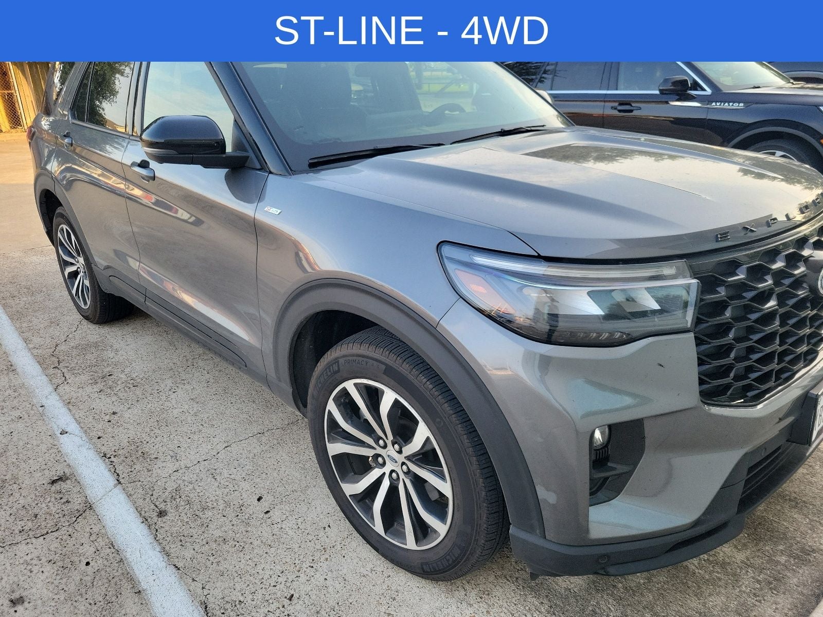 2025 Ford Explorer ST-Line