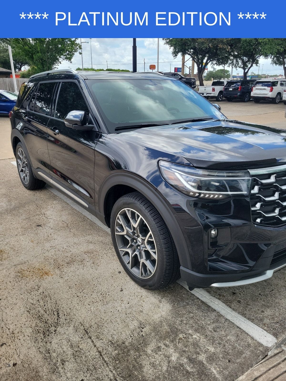 2025 Ford Explorer Platinum