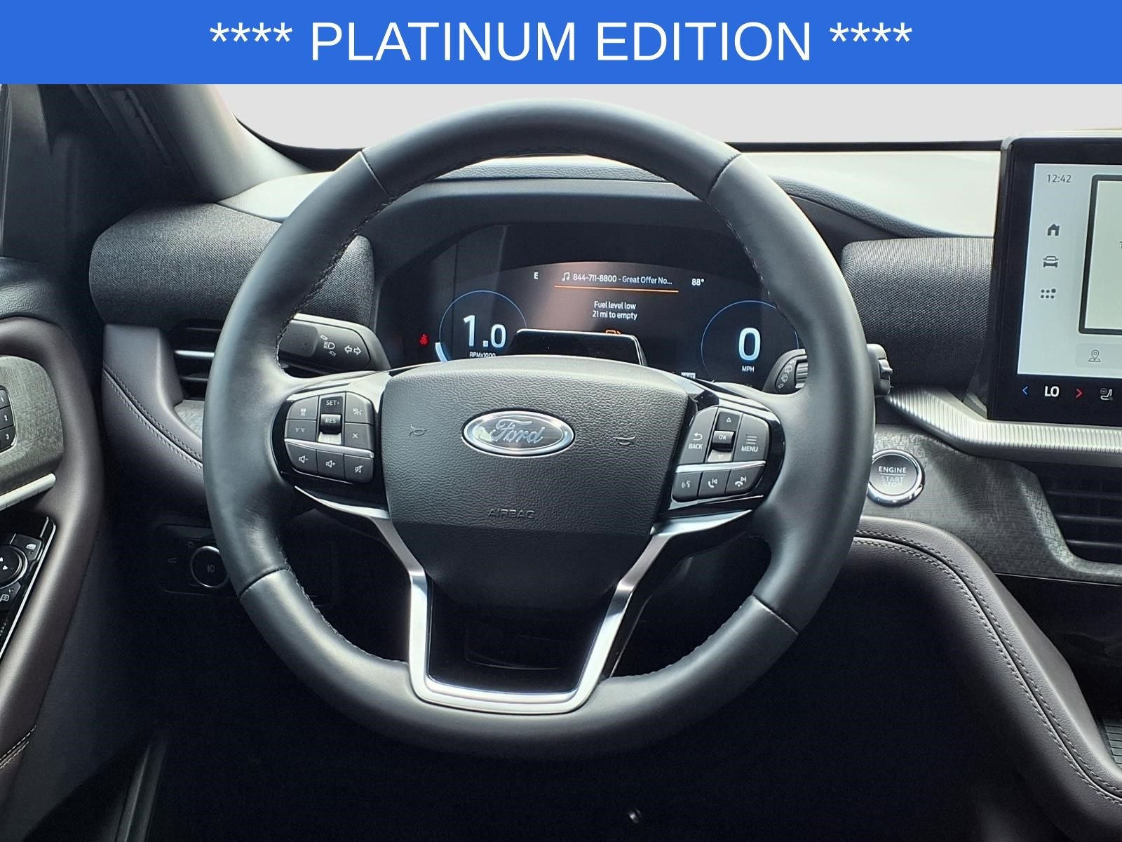 2025 Ford Explorer Platinum