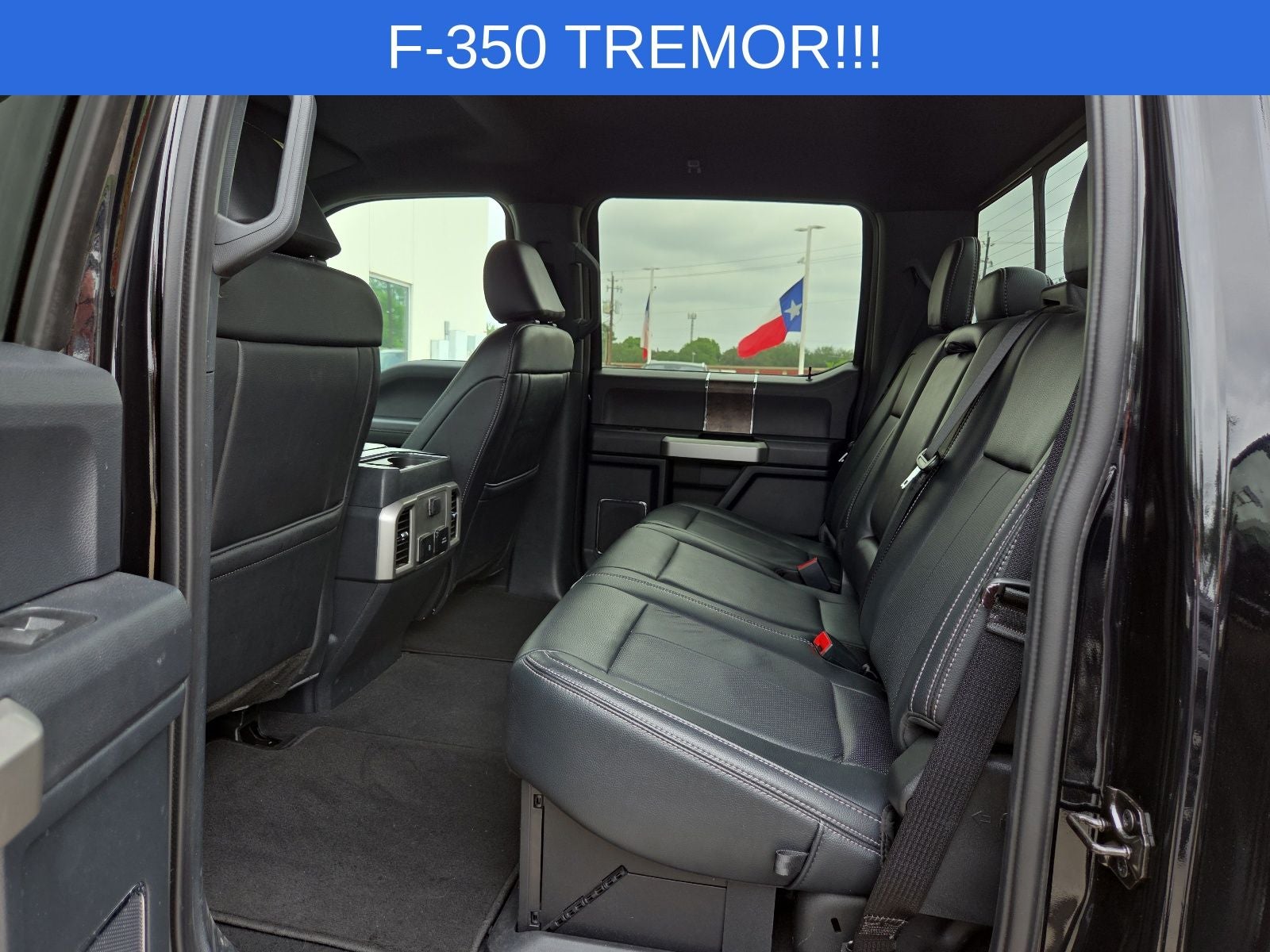 2022 Ford F-350SD Lariat