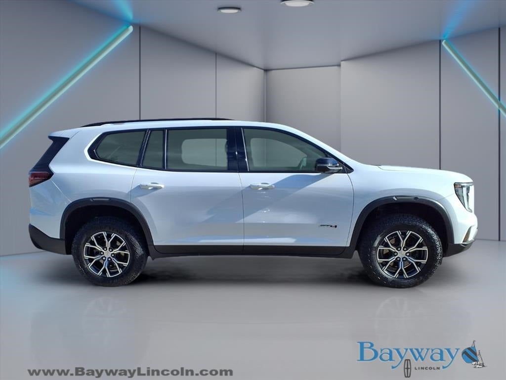2024 GMC Acadia AT4