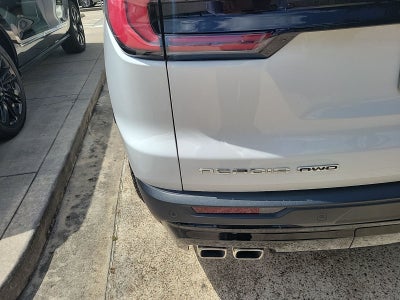 2025 GMC Acadia AT4