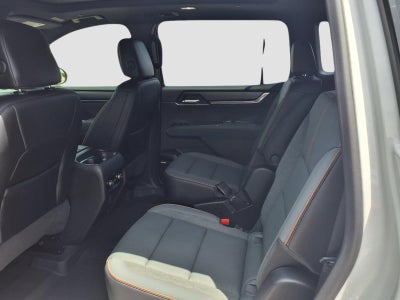 2025 GMC Acadia AT4