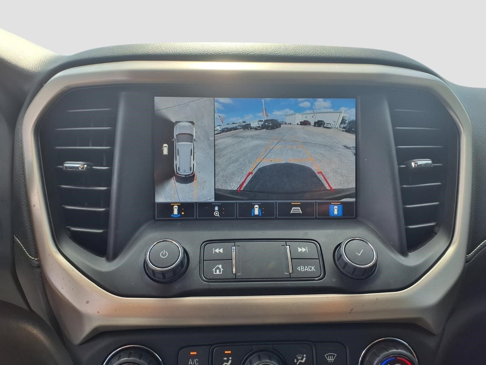 2021 GMC Acadia Denali