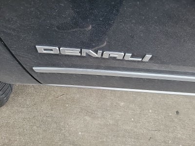 2016 GMC Yukon Denali