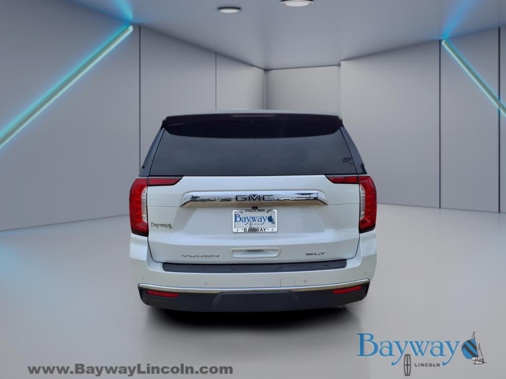 2022 GMC Yukon XL SLT