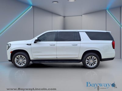 2022 GMC Yukon XL SLT