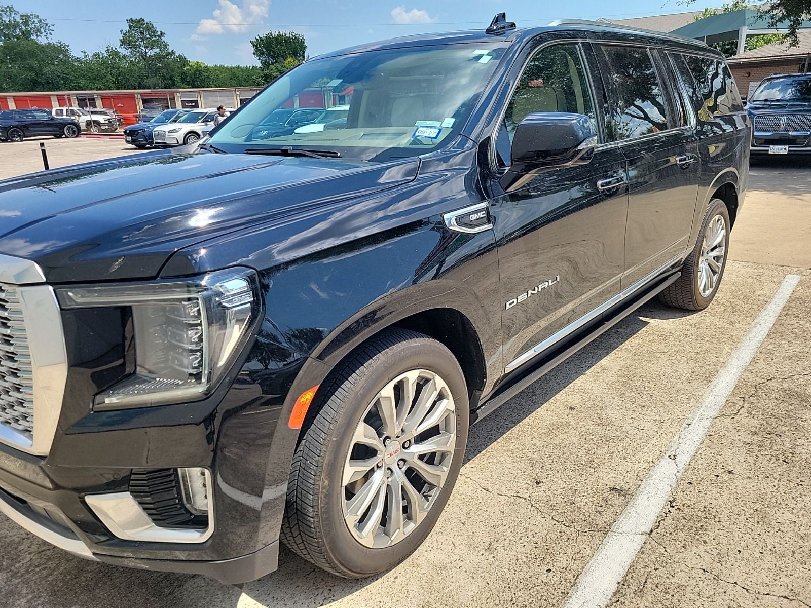 2022 GMC Yukon XL Denali