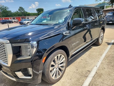 2022 GMC Yukon XL Denali